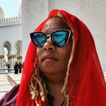 monique berry - @solotrippingaroundtheworld - Instagram