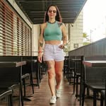 Monique Desirée - @moniidesires - Instagram