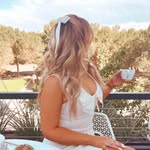 Monique Durán (Birtwell) - @themoneybee - Instagram