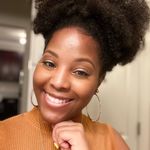 Monique Gaines - @m_posing - Instagram