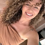 Monique Hansen - @monique.hansen1105 - Instagram