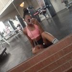 Monique Moss - @mon.iquefit - Instagram