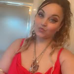 Monique Olsen - @missmomo1 - Instagram