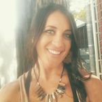 Monique Tejasri Pelletier - @monique_tejasri_yoga - Instagram