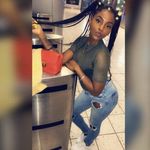 Monique Riley - @monique.riley.355 - Instagram