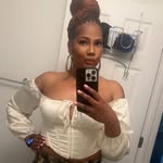 Monique Riley - @loveable_moe - Instagram