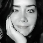 Monique Souzà - @moniquefesouza - Instagram