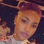 @mon_ique_ - @moni.quewhyte - Instagram