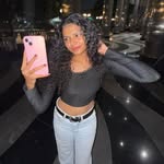 𝐌𝐨𝐧𝐢𝐬𝐡𝐚 𝐉𝐨𝐡𝐧𝐬𝐨𝐧 - @_monishaa18_ - Instagram