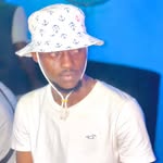 Moses Lewis - @moses.lewis.562 - Instagram