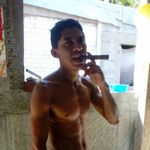 Moses Vallesillo - @mosesvallesillo - Instagram