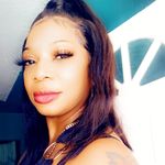 Moya Sinclair - @moya9863 - Instagram
