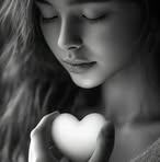 Muna Rasheed - Facebook
