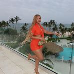 Mya Cross - Facebook