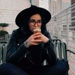 Mya Pratt - @mya_scissorhands - Instagram