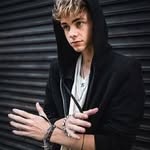 Myra Leger - @myraleger7 - Instagram