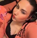 Lucy Mirian - Facebook