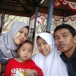 nadia_akmal - @ninik_safwa - Instagram
