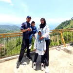 Rina Yuliana Jr. - @nadiaakmal_jr - Instagram