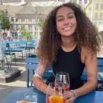 Nadia Azzam - @nadiaazzamzz - Instagram