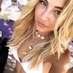 𝓝𝓪𝓭𝓲𝓪 𝓑𝓪𝓻𝓸𝓷𝓮 - @cargbxe - Instagram