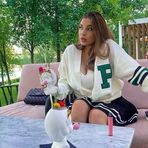 Nadia Becker - Facebook
