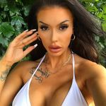 Nadine Cochran - @ryaneve__ir3s95l - Instagram