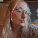 nadia head - @nadia.head_ - Instagram