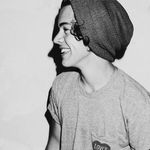 Nadia Head - @1d_harryfacts - Instagram