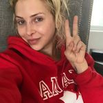 Nadia Larry - @harrilarry87 - Instagram