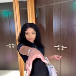 Nadia K Vicker - @nadia_k_vicky - Instagram
