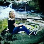 Nadine Wilcox - @breekemtokem - Instagram
