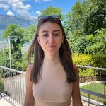 Nadine - @nadine_longhi - Instagram