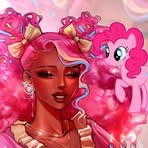 Naima Thomas - Facebook