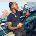 Najee Moore - @dressnblaccc - Instagram