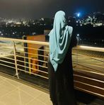 Najma Farah - Facebook
