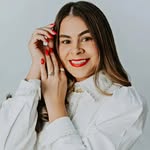 Nanny Stein | Extensão de unhas | Blindagem+verniz gel - @nany_stein - Instagram