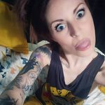 Lauren Watts - @nannawatts - Instagram