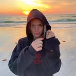Nina Barton - Facebook