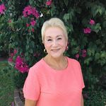 Nancy Alger - @algerhaus - Instagram