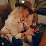 Nancy Bakker - @sensybb - Instagram