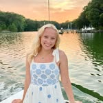 Nancy W. - @nancycaroline16 - Instagram