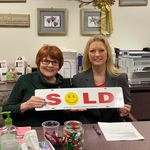 Nancy Healy Jones - @nancysellsberks - Instagram