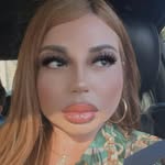Nancy Holguin - @sweetsbby - Instagram