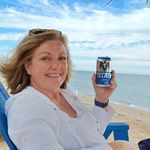 Nancy Holl - @holl.nancy - Instagram