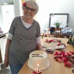 @nancy.hutt.12 - Instagram