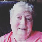 Nancy Lyons - @nancy.lyons.37 - Instagram