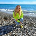 Nancy Robledo - @nancy.r_1973 - Instagram