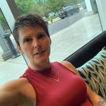 Nancy Therrien - @fermeleroyducerf - Instagram