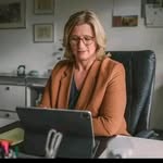 Laura Steiner - @nancy_trader_12 - Instagram